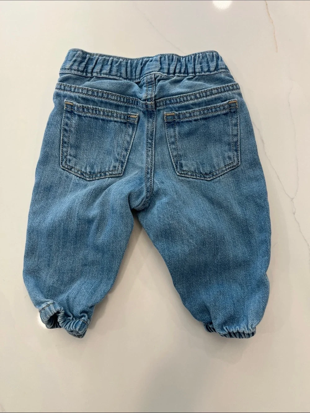 Baby Gap Light Wash Blue Kids Elastic Waist Denim Jeans, 6-12 mo